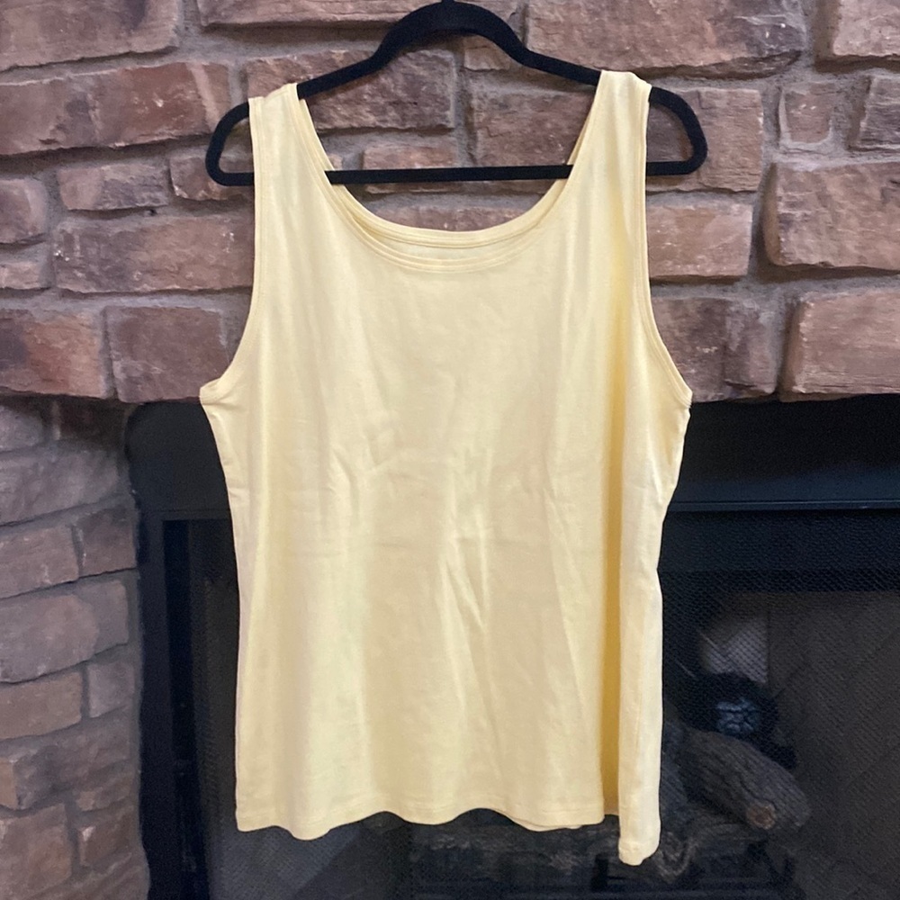 NWT Westbound Woman yellow tank top. Size 2X.  stretchy